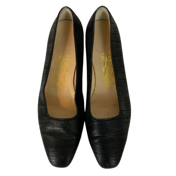 Salvatore Ferragamo Womens 6.5 B Black Textured Leather Low Heel Pumps Italy - Picture 5 of 10